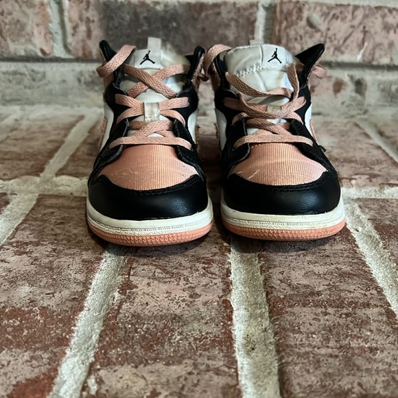 Kids toddler Jordan 1 mid light madder root size 10c - Picture 9 of 14